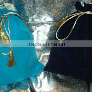 Velvet gift packing pouch