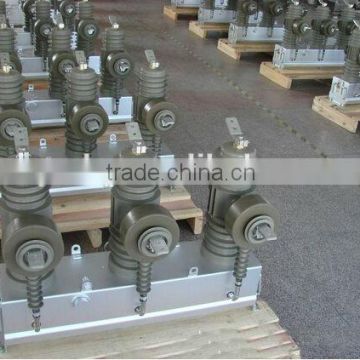 ZW32-12 PERMANENT MAGNET OUTDOOR VACUUM CIRCUIT BREAKER