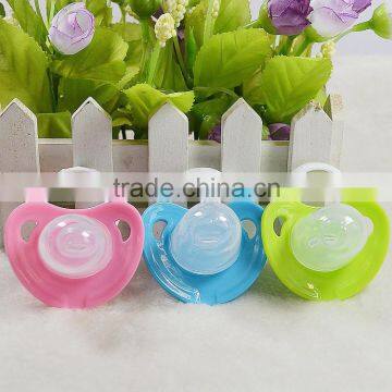 BPA free kids silicone nipple soother baby pacifier with cover