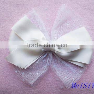 Handmade wedding favor ribbon bow for bridal dress