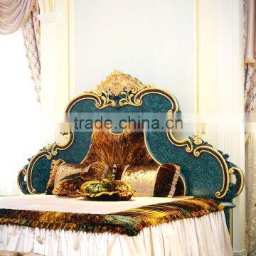 Latest Peacock Green King's Bedroom Set Furniture/ Luxury Double Bed Design Antique Bedroom Furniture With Wooden Hand Carving photo-4