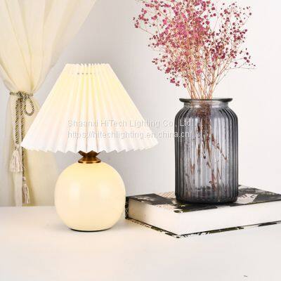 Led Night Light Usb Bedroom Bedside Lamp Decoration for Home Table Lamp Creative Nordic Retro Pleated Gift Desk Lamp