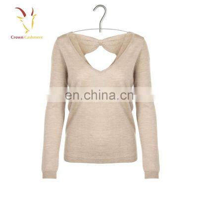 Ladies Deep V Collar Long Sleeve Cashmere Sweater photo-4