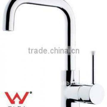 High quality brass fashion kitchen faucet