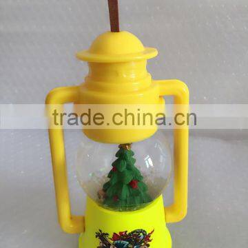 Yellow 2015 Hot Sale 45mm Polyresin Led Christmas Tree Water Globe Latern Design photo-3