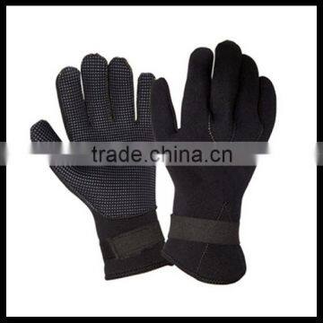 neoprene swimming and diving gloves,keep worm diving gloves