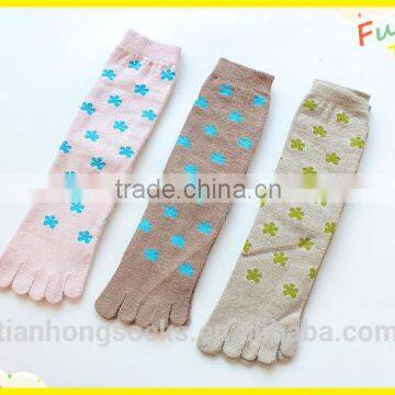 Fuzzy soft wool socks five toe socks woman socks