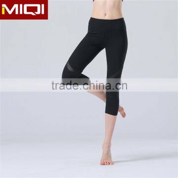 Wholesale Fitness Apparel Womens Capri Leggings in Plain Color photo-6