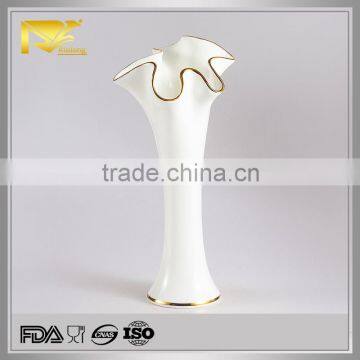 White gold rim flower vase stand, decoration vase, napkin ring with vase