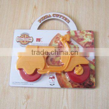 New design plastic pizza tool with blister card packing