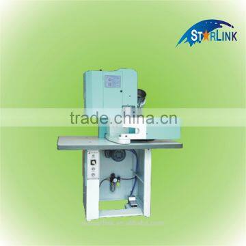 Automatic Mountaineering Buckle Fastening Machine-W918