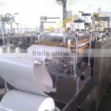 Automatic plastic thermoforming machine for cup lid/tray