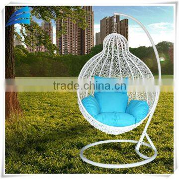 Ucharge white Egg-shaped Wicker Rattan Hanging Chair Hammock