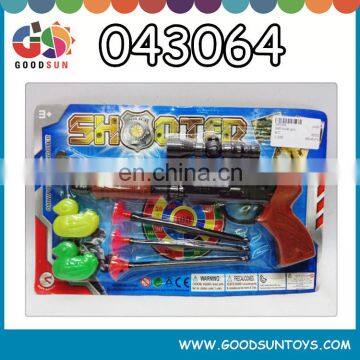 Promotional wind up toy fishing game