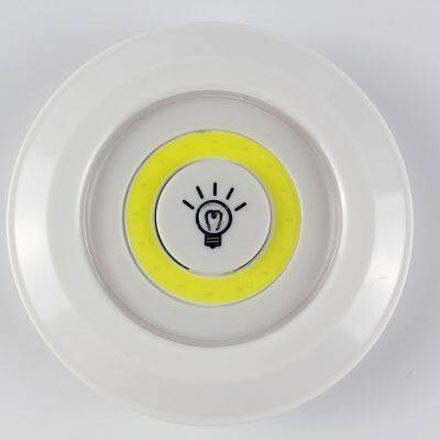 4 Inch Battery Operated Baby Adjustable Brightness Timer Puck Night Light With Remote Controller