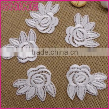 China factory cheap 5.5*5cm sew on DIY kids clothes accessory nylon embroidery flower patch