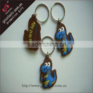 Made in China delicate souvenir popular soft pvc wholesale key ring chain