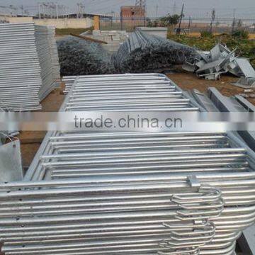 Hot dip galvanized temporary event fence