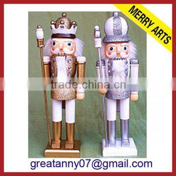 alibaba website custom made wooden carved industrial nutcracker for sale