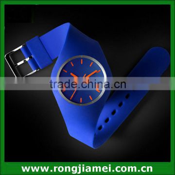 Sport Run Color Blue Silicone Casual Quartz Wrist Watch Mens Womens Unisex Clock