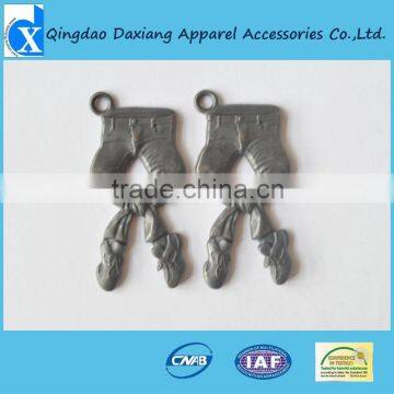 key locking zipper sliders