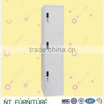 Knock down structure 3 door locker for airport