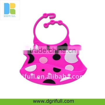 new design and FDA silicone baby bibs 2015