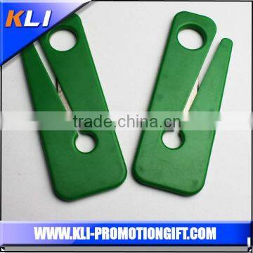 car safety belt cutter