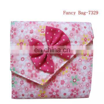 Hot selling girl's cotton sanitary pad holder convenient