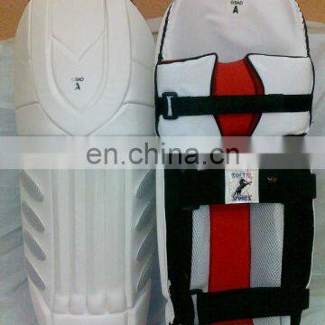 personalized cricket bats/custom cricket pads/light weight cricket batting pads