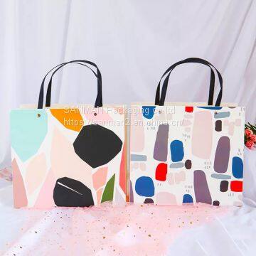 Clothing paper luxury craft bag