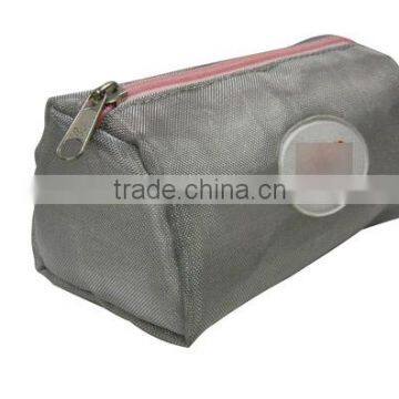 Netting Cosmetic Pouch photo-5