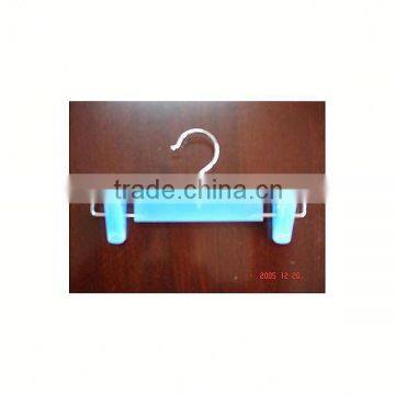 Multi Plastic Clip Hangers photo-5