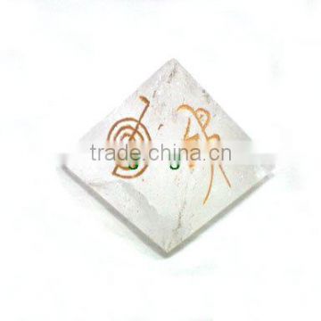 Crystal Quartz Usai Reiki big Pyramid : Wholesale Gemstone