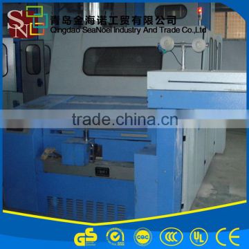 Absorbent cotton carding machine