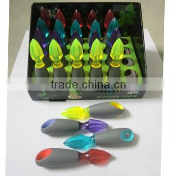 Colorful Lemon Squeezer with Soft Rubber Handle