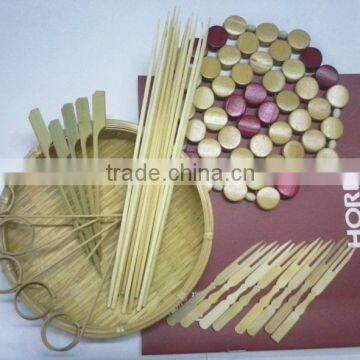 disposable barbecue skewers with loop handle for party or outside activity