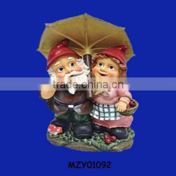 Lovely handmade gnome couple statue of garden dwarfs