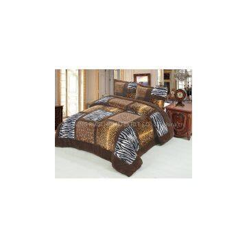 Patchwork comforter set