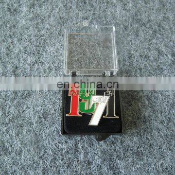 custom UAE national day gifts die cut 1971 shape metal lapel pin with box for souvenir