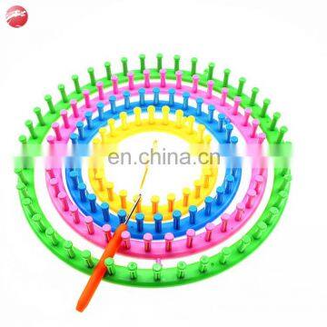 Craft Kit Tool Round Shape Plastic Knitting Loom Set With Hook Needle photo-2