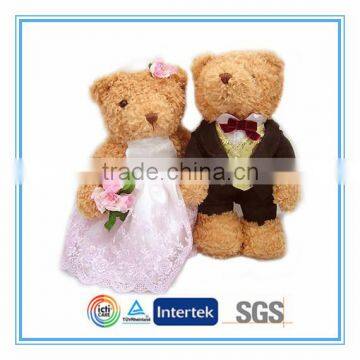 Couple teddy bear wedding