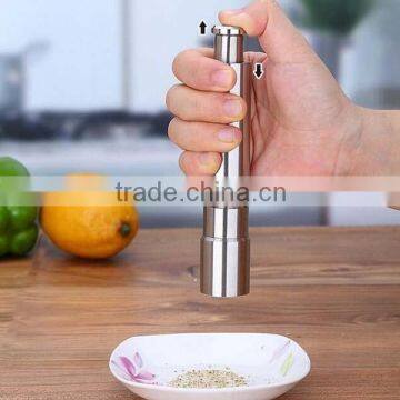 Classic Salt and pepper stainless steel mill grinder set sleek design for outdoor BBQ manual mini salt& pepper mill