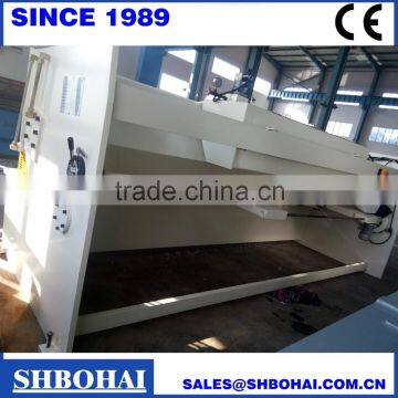 CE & ISO QUALIFIED SUPPLIER SHEET METAL SHEAR,PLATE SHEARING MACHINE photo-3