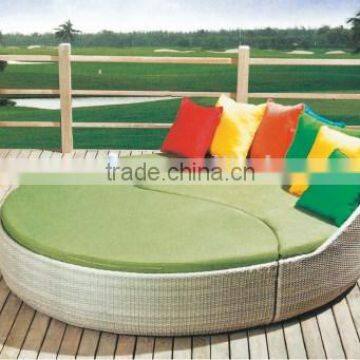 Round Outdoor Furniture Double Wicker Woven Poly Resin Rattan Bed photo-6