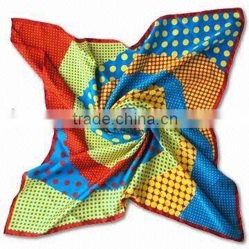 Printed Silk Scarf & Foulard in 90x90 cm