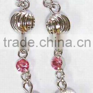 Fashion earring with metal ball and stone pendant