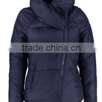 China Women Winter Hooded Down Coat YKK Zipper