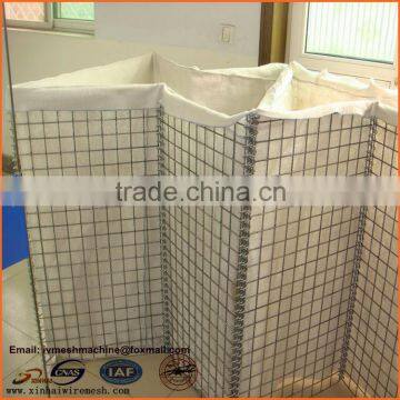 welded mesh barricade