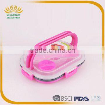 Portative silicone collapsible lunch box with lock